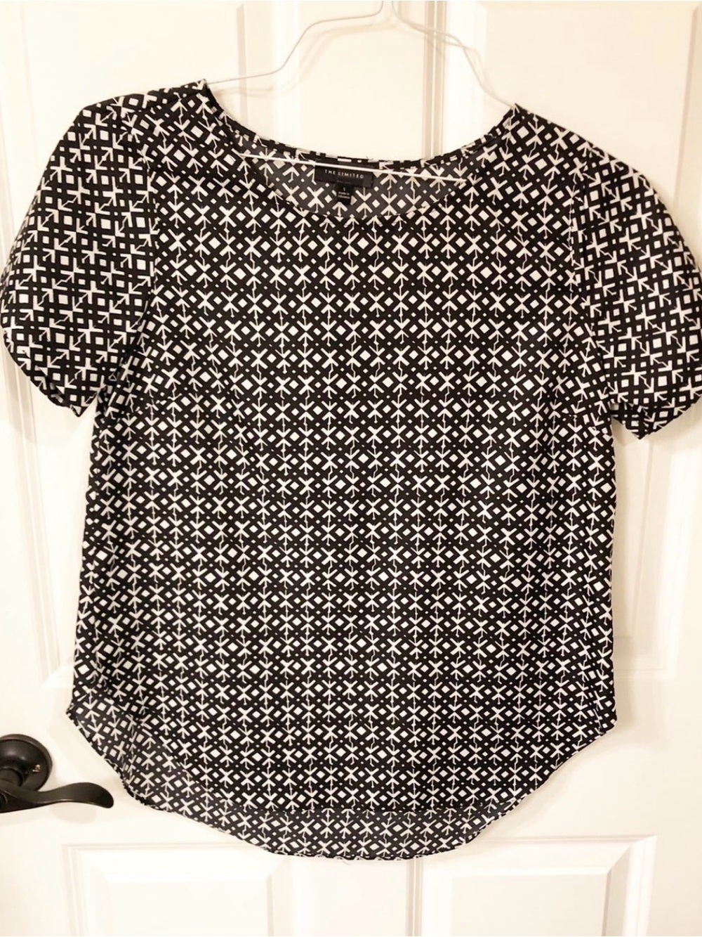 Women’s Limited Brand Top (size small)